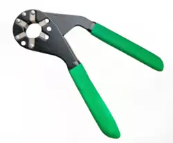 Універсальний ключ 6-пелюстковий, 12-20мм, 0.327kg,19.3*12*2cm, green. blister Універсальний ключ 6-пелюстковий, 12-20мм, 0.327kg,19.3*12*2cm, green. blister