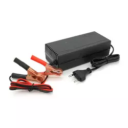 Зарядний пристрій акумуляторів LiFePO4 14.6V,4S,5A, з крокодилами, LED-індикація Зарядний пристрій акумуляторів LiFePO4 14.6V,4S,5A, з крокодилами, LED-індикація
