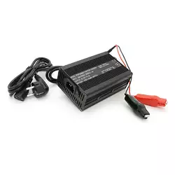 Зарядний пристрій для акумуляторів LiFePo4 72V(87,6V),24S,3,5A,+ крокодили,135x90x50mm, 0,6 кг Зарядний пристрій для акумуляторів LiFePo4 72V(87,6V),24S,3,5A,+ крокодили,135x90x50mm, 0,6 кг
