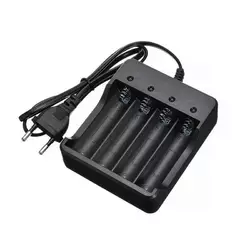 Зарядний пристрій 4*18650, 4.2V/700-1200mAh Q200 Зарядний пристрій 4*18650, 4.2V/700-1200mAh Q200