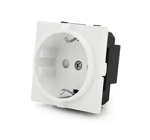 Розетка врізна з заземленням E-08, Input: AC 100-250V 16A, White Розетка врізна з заземленням E-08, Input: AC 100-250V 16A, White