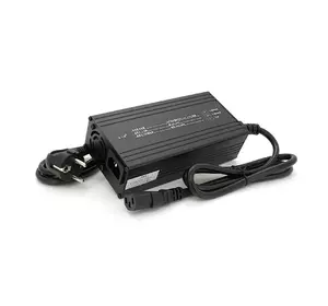 Зарядний пристрій для акумуляторів Li-ion 12V(12,6V),3S,10A,штекер Triangle plug (T-tipe/IEC/C13 N+L-), LED-індикація, 137x90x50mm Зарядний пристрій для акумуляторів Li-ion 12V(12,6V),3S,10A,штекер Triangle plug (T-tipe/IEC/C13 N+L-), LED-індикація, 137x90x50mm