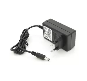 Зарядний пристрій для акумуляторів Li-ion 25,2V,6S,1,5A,штекер 5.5*2.5, індикація Зарядний пристрій для акумуляторів Li-ion 25,2V,6S,1,5A,штекер 5.5*2.5, індикація