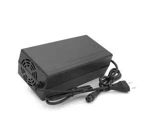 Зарядний пристрій Jinyi для акумуляторів LiFePo4 48V(58,4V),16S,8A,штекер 3-pin,з індикацією,BOX Зарядний пристрій Jinyi для акумуляторів LiFePo4 48V(58,4V),16S,8A,штекер 3-pin,з індикацією,BOX