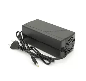 Зарядний пристрій LiitoKala Lii-672200 для Li-Ion акумуляторів 67.2V 5A, роз'єм 5.5*2.1 мм + кабель живлення, BOX Зарядний пристрій LiitoKala Lii-672200 для Li-Ion акумуляторів 67.2V 5A, роз'єм 5.5*2.1 мм + кабель живлення, BOX