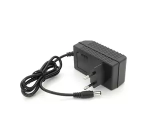 Зарядний пристрій для акумуляторів LiFePo4 12V(14,6V),4S,2A,штекер 5,5,з індикацією,BOX Зарядний пристрій для акумуляторів LiFePo4 12V(14,6V),4S,2A,штекер 5,5,з індикацією,BOX