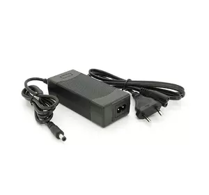 Зарядний пристрій LiitoKala Lii-126300 для Li-Ion акумуляторів 12.6V 3A, роз'єм 5.5*2.5 мм. Зарядний пристрій LiitoKala Lii-126300 для Li-Ion акумуляторів 12.6V 3A, роз'єм 5.5*2.5 мм.