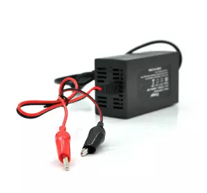 Зарядний пристрій для акумулятора з індикатором 12V / 1,5A , ОЕМ (110*59*40) 0,14кг