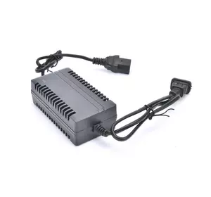 Автоматичний ЗП для акумуляторів 12V, 1.5A, 3-pin роз'єм (AGM/Gel/Lead) Автоматичний ЗП для акумуляторів 12V, 1.5A, 3-pin роз'єм (AGM/Gel/Lead)